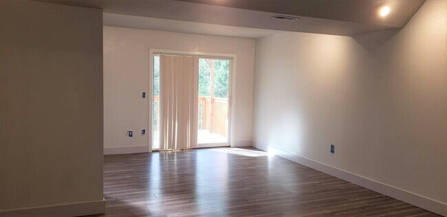 Foto del edificio - Great Home For Rent