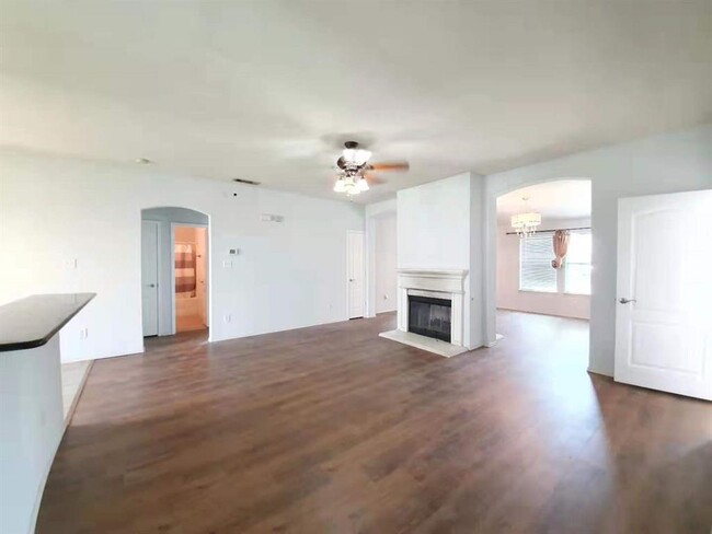 Building Photo - 2117 Preston Trail