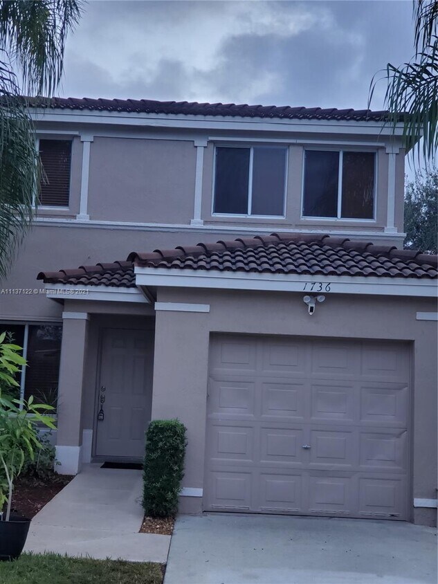 1736 SW 109th Terrace, Davie, FL 33324 Townhome Rentals in Davie FL