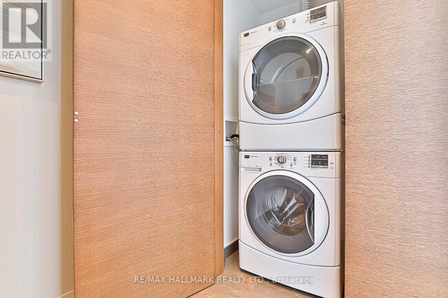 Building Photo - 1 Market St.