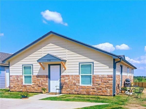 Foto del edificio - 610 Hughie Long Rd