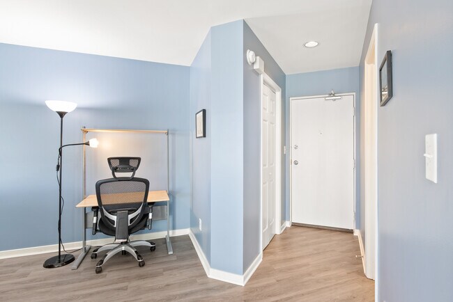 Building Photo - 1264 Clifden Green