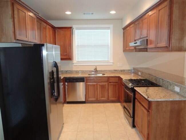 Building Photo - 4527 Speedway