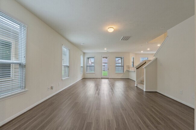 Foto del edificio - 16623 Cliff Vale Ct