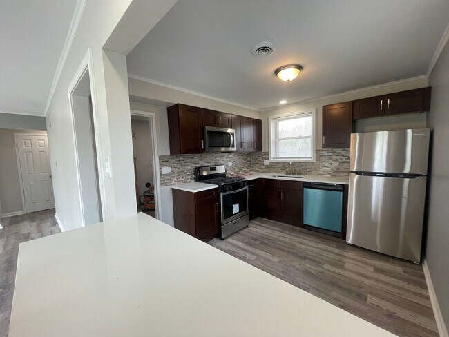 Foto del edificio - 334 Nokomis St