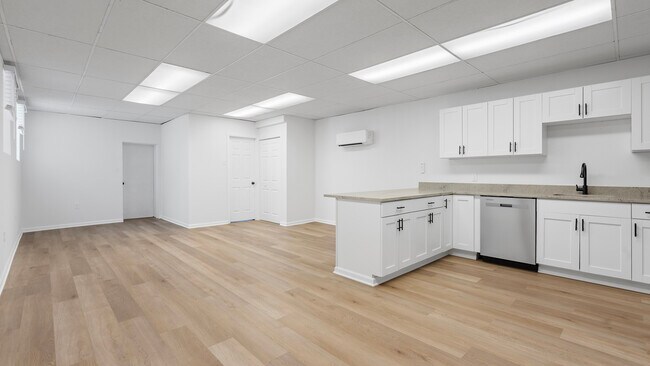Foto del edificio - 2827 Brownsville Rd