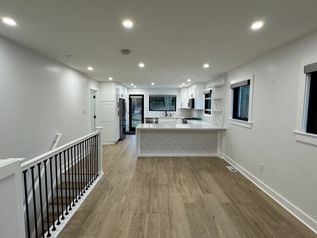 Building Photo - 12902 Grenoble Dr