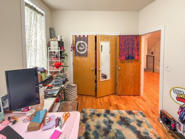 Building Photo - 2835 N Damen Ave