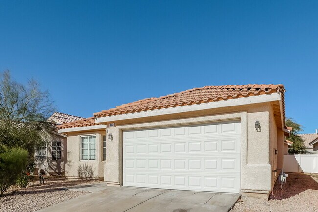 Foto del edificio - 1002 Emerald Stone Ave