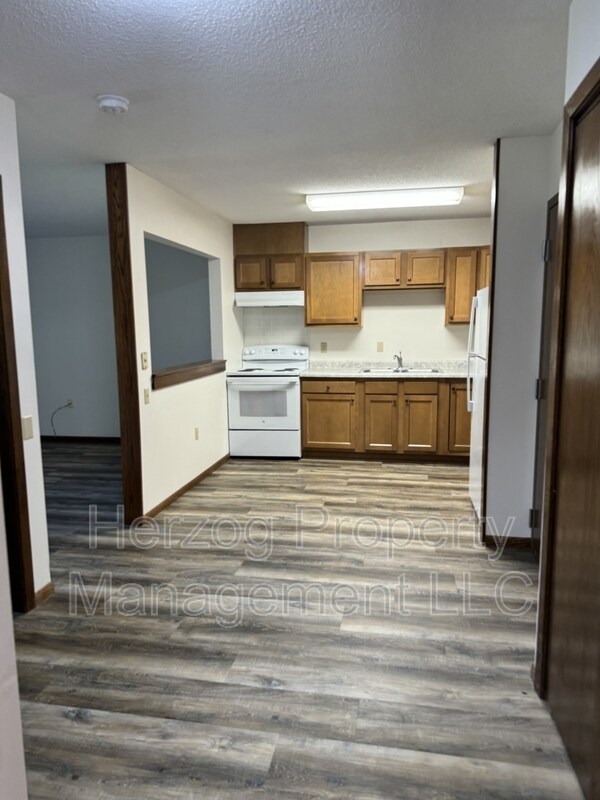Foto del edificio - 1425 19th Ave SW