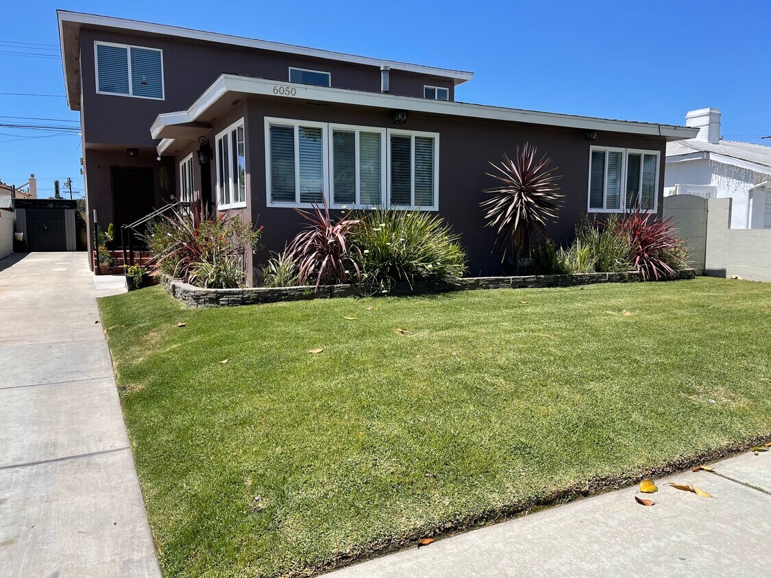 Foto principal - 6050 Dauphin Ave