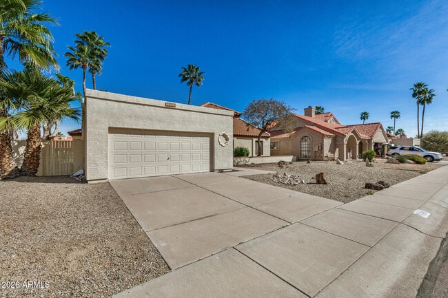 Foto del edificio - 7608 W McRae Way