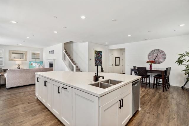 Building Photo - 4203 C. Del Vista