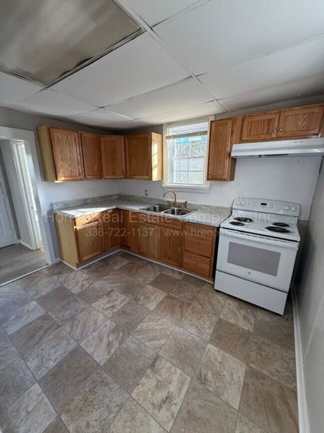 Foto del edificio - 1012 Apple St