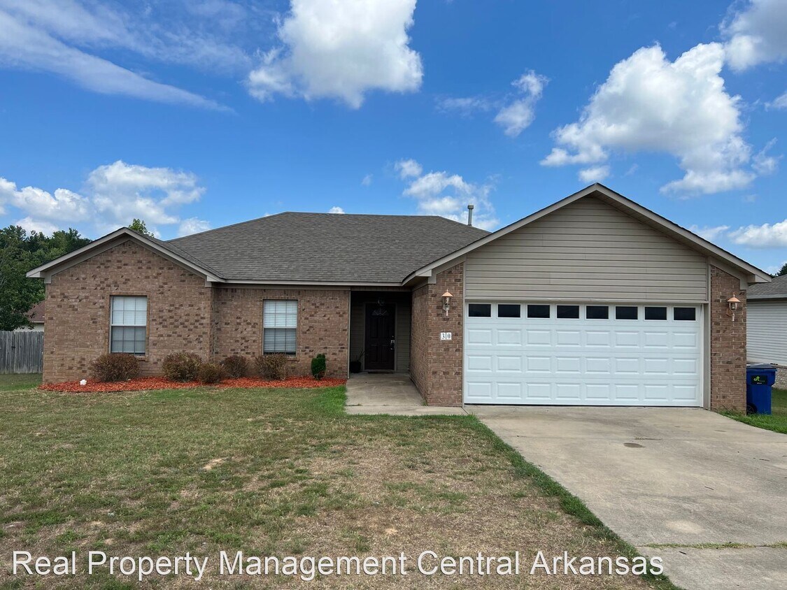 Primary Photo - 3 br, 2 bath House - 30 Corvette Dr.
