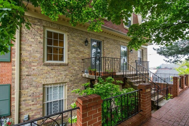 Foto del edificio - 1624 Belmont St NW