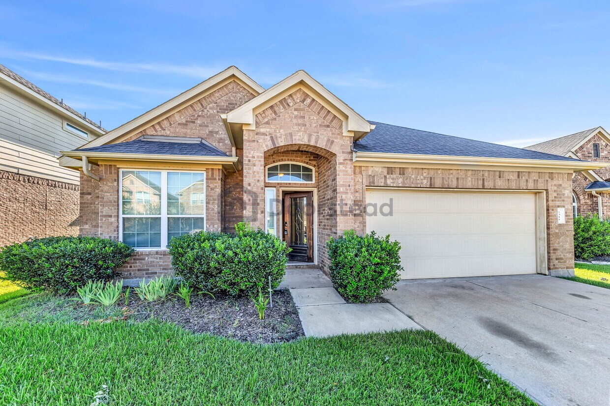 Foto principal - 1311 S Maple Dr
