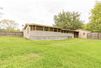 Building Photo - 2422 Avilion Ct