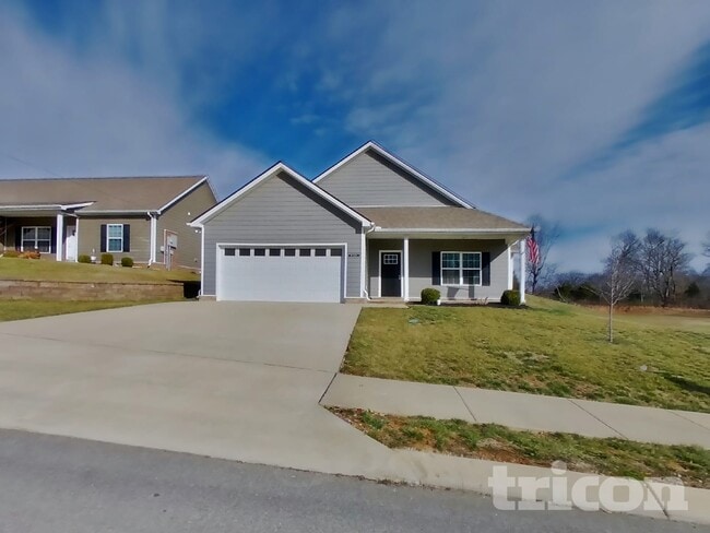 Building Photo - 710 W Coker Way