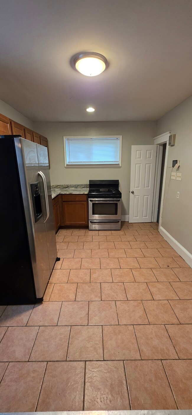 Building Photo - 4607 Mannasota Ave