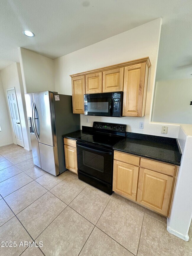 Building Photo - 6425 S Kimberlee Way