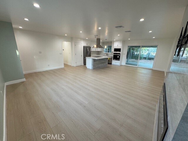 Foto del edificio - 10839 Fellows Ave