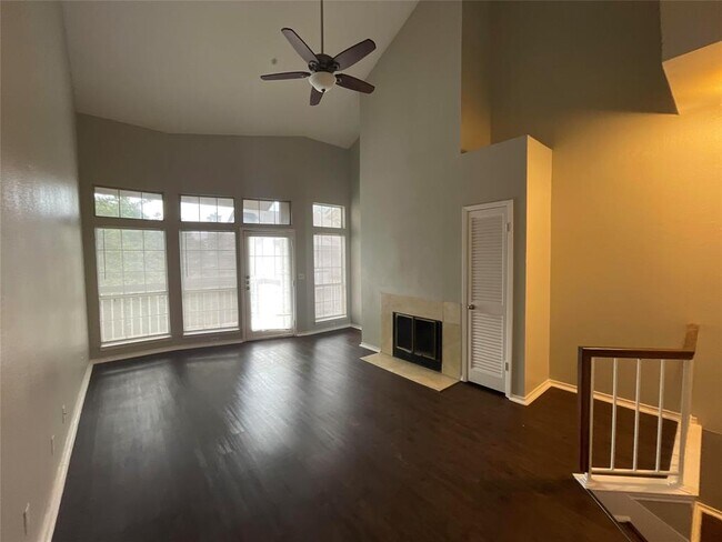 Foto del edificio - 7474 Fair Oaks Ave