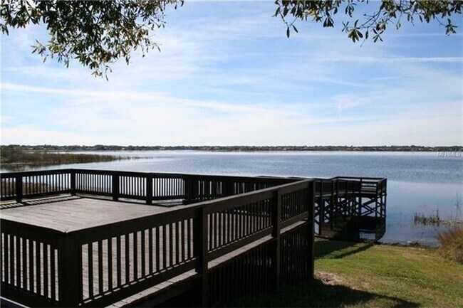 Building Photo - 2 bedroom  2 Bathroom in Orlando