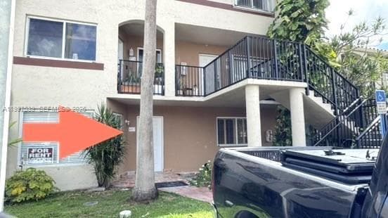 Foto del edificio - 511 NW 82nd Ave