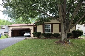 Building Photo - 7344 San Bonita Dr
