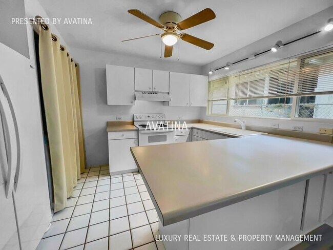 Photo - 236 Kalama St House