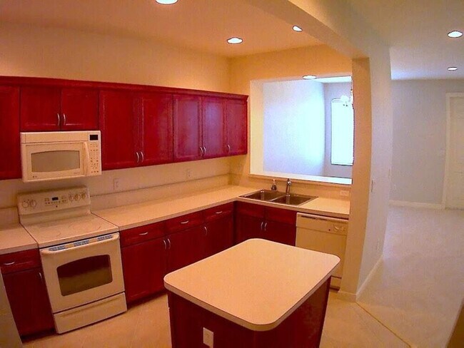 Foto del edificio - 880 Millbrae Ct