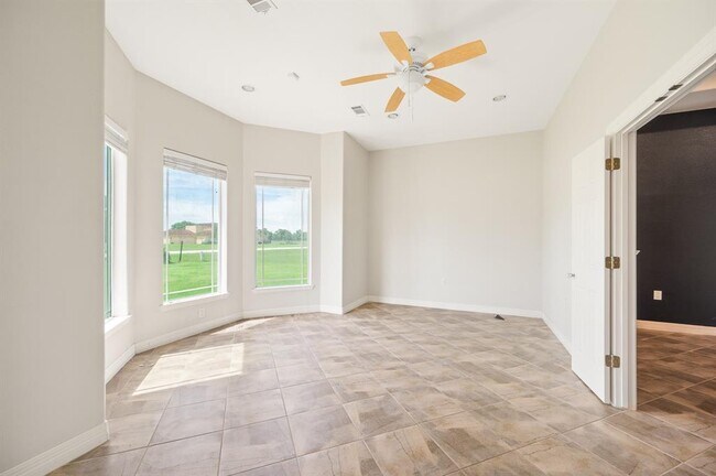 Foto del edificio - 13819 Lakeview Meadow Dr