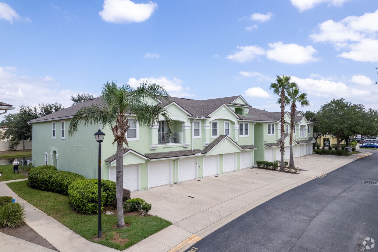 Heron's Landing Apartments in Jacksonville, FL