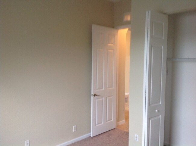 Building Photo - 4119 Woodhill Pl