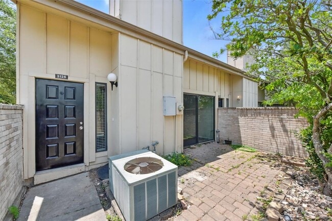 Building Photo - 3126 Windchase Blvd