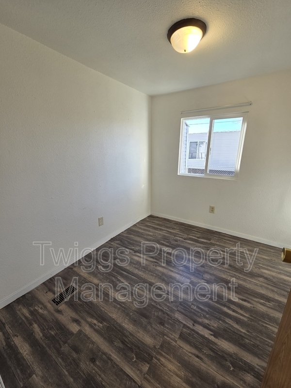 Building Photo - 107 Gumbo Dr