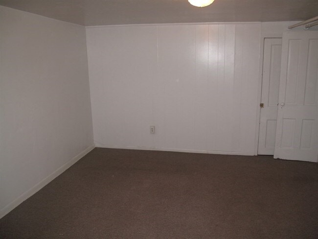 Foto del edificio - 117 Hall Ave