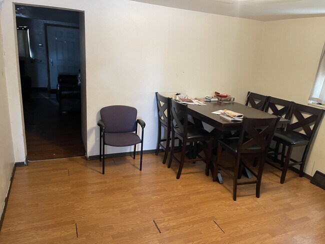 Foto del edificio - 2224 Spring St