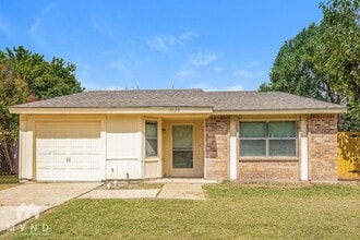 Building Photo - 4220 Caldwell Ave