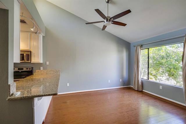 Foto del edificio - 4576 Hawley Blvd