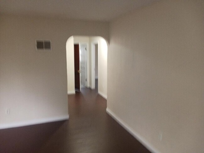 Building Photo - 4840 Southside Drive-New