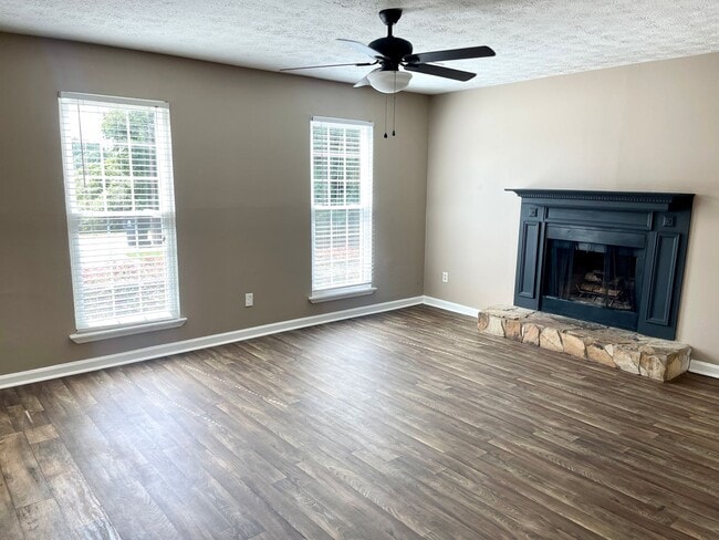 Foto del edificio - Welcome to this sleek and modern 2 bedroom...