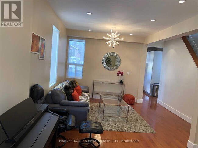 Photo du bâtiment - 148 Roslin Ave