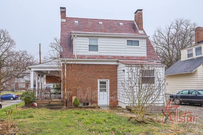 Building Photo - 542 Lindell St.