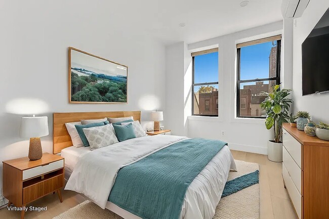 Building Photo - 426 Seventh Avenue