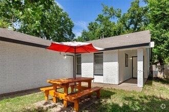 Building Photo - 2311 Burleson Rd