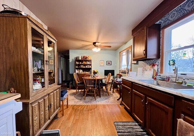 Foto del edificio - 2 br, 1 bath House - 2215 Harmony Rd