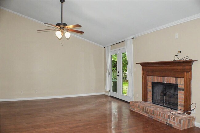Foto del edificio - 4189 Hopkins Lake Dr NW