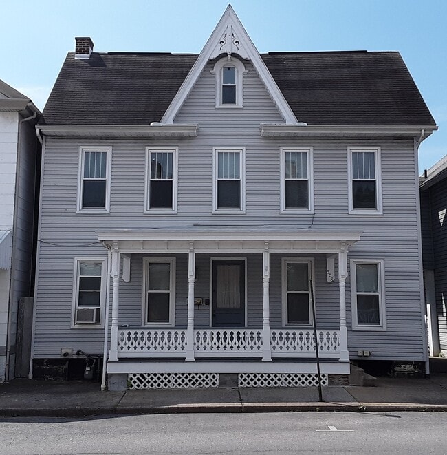 Building Photo - 508 Mulberry St